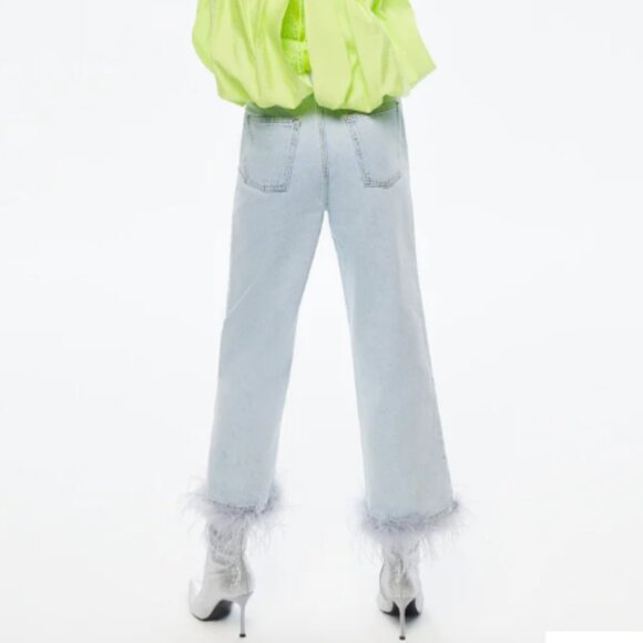 NWT NORDSTROM Light Wash Feather Boa Jeans - Picture 3 of 4